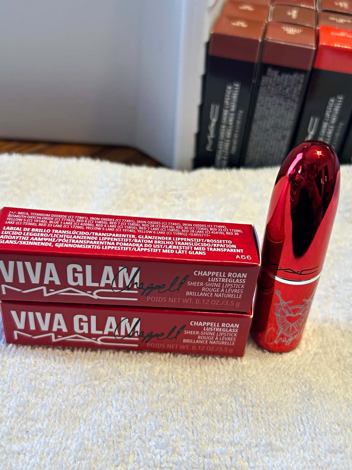 Original M·A·C VIVA GLAM Lustreglass Sheer-Shine Lipstick - Roan of Arc 0.12 oz