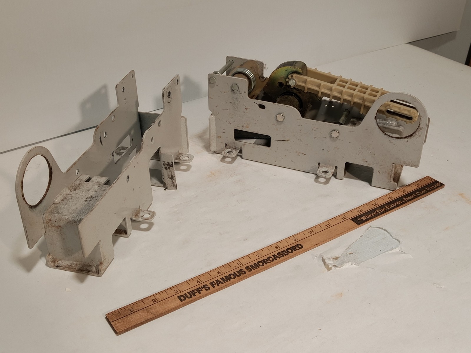 Lot of 2 Stryker 1015 Stretcher Cam Bracket Brake Units, one w/damaged damper Lot of 2 Stryker 1015 Stretcher Cam Bracket Brake Units, one w/damaged damper