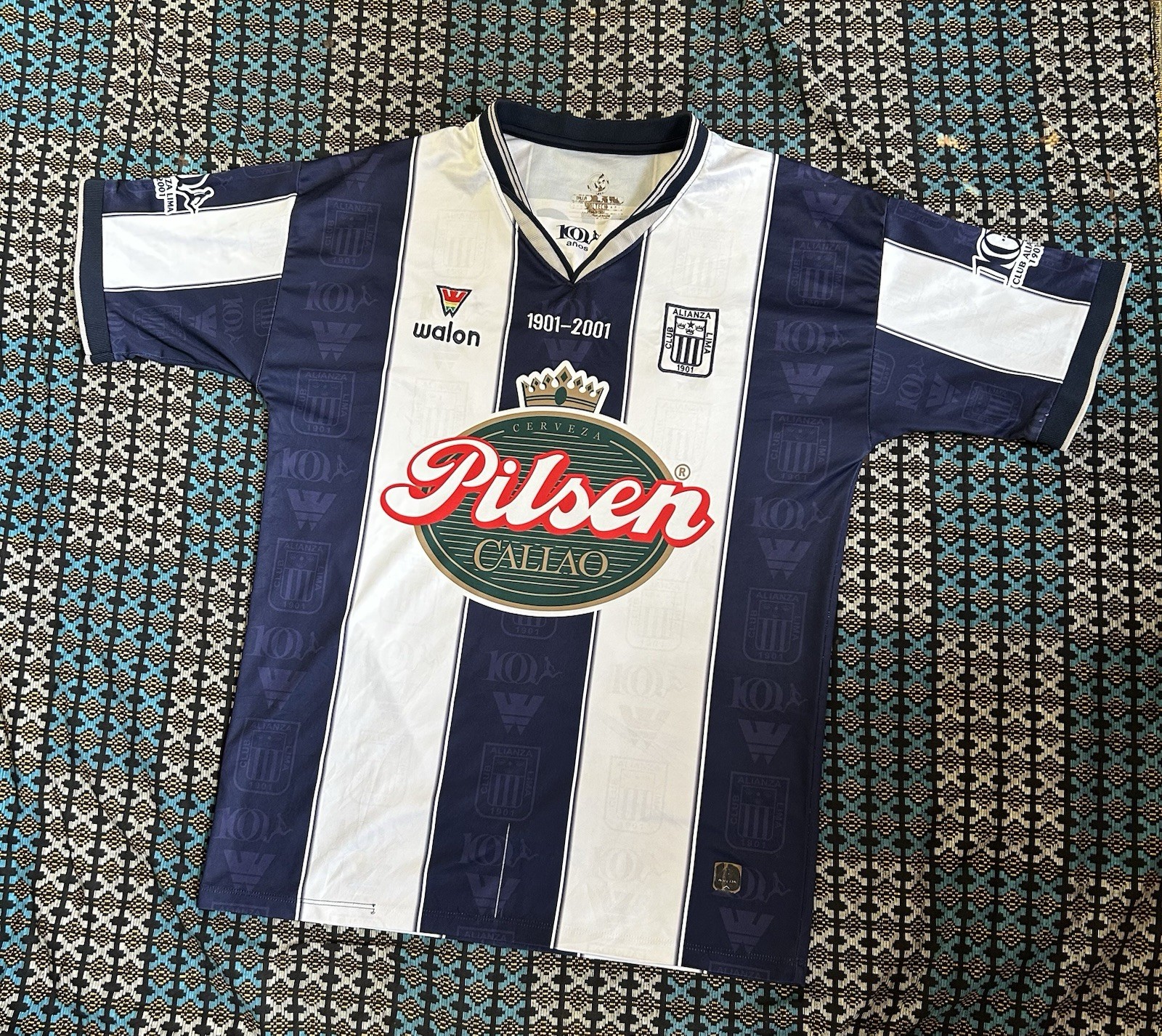 Vintage 2001 Walon Alianza Lima Centenary Home (Authentic) Football Jersey SizeM Vintage 2001 Walon Alianza Lima Centenary Home (Authentic) Football Jersey SizeM
