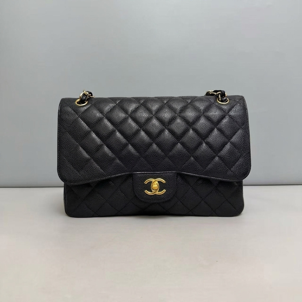 CHANEL Jumbo Classic Double Flap cf Black Caviar Leather Gold Hardware CHANEL Jumbo Classic Double Flap cf Black Caviar Leather Gold Hardware