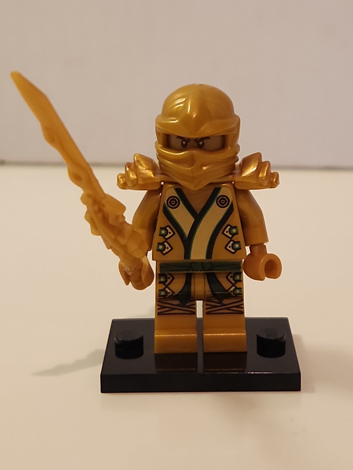 Lego Ninjago Golden Ninja Lloyd Minifigure. Excellent Condition. New NOT In Pack