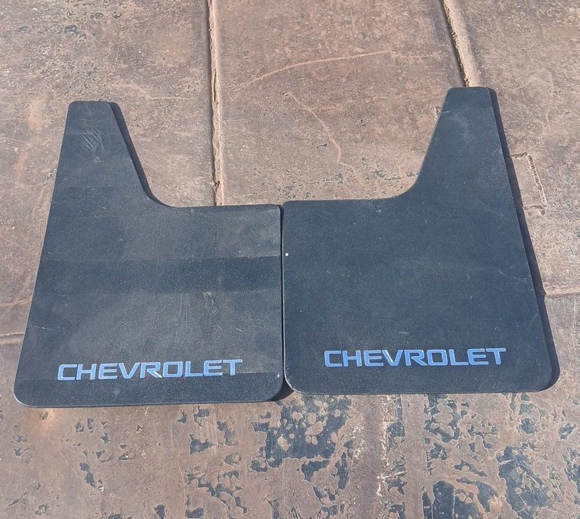 1 pair VTG 1980's N.O.S GP Thermoflex Splash Guards 12 1 pair VTG 1980's N.O.S GP Thermoflex Splash Guards 12