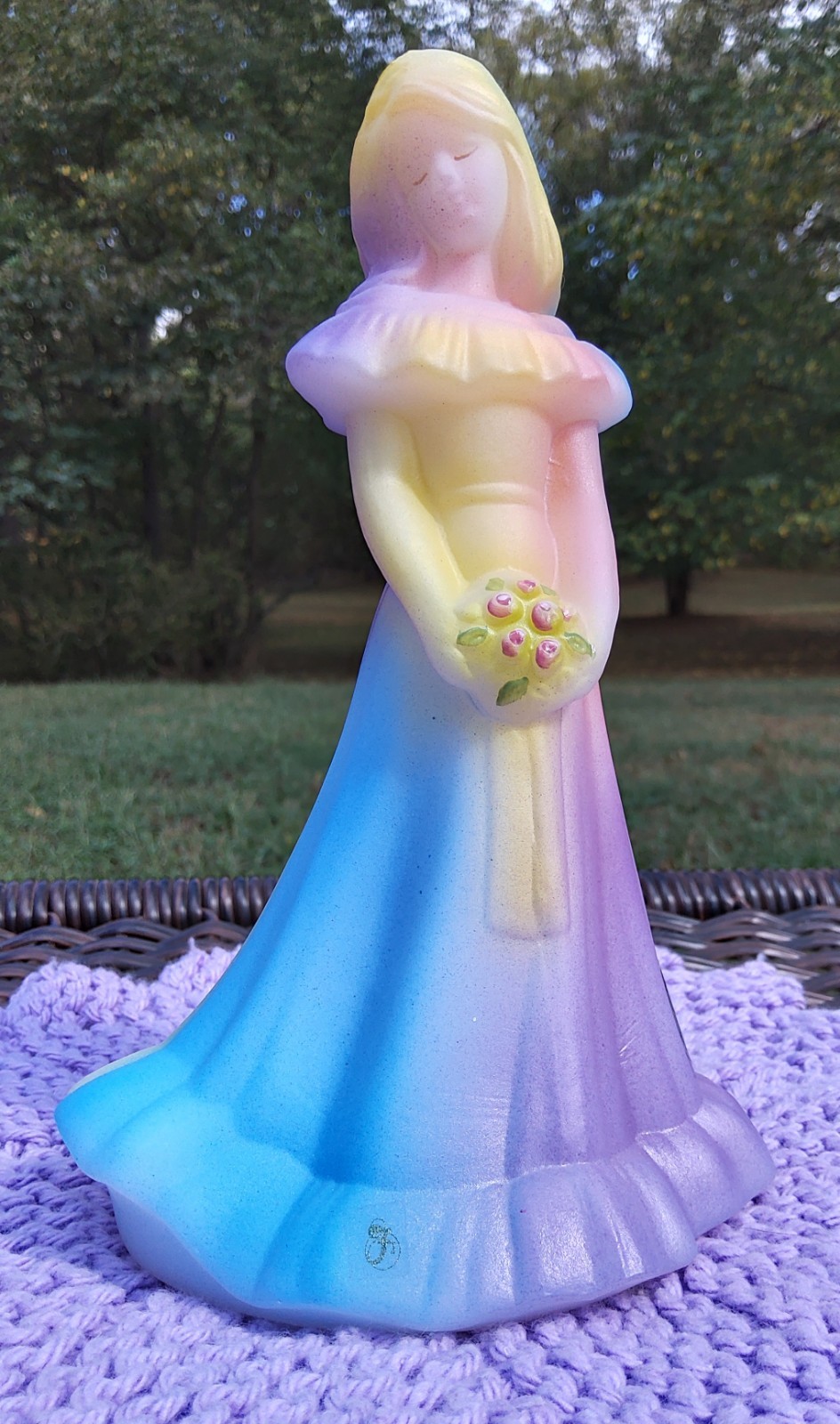 Fenton Tie Dye Bridesmaid Doll Hand Painted Carolyn\'s Collectibles 2007 Rare