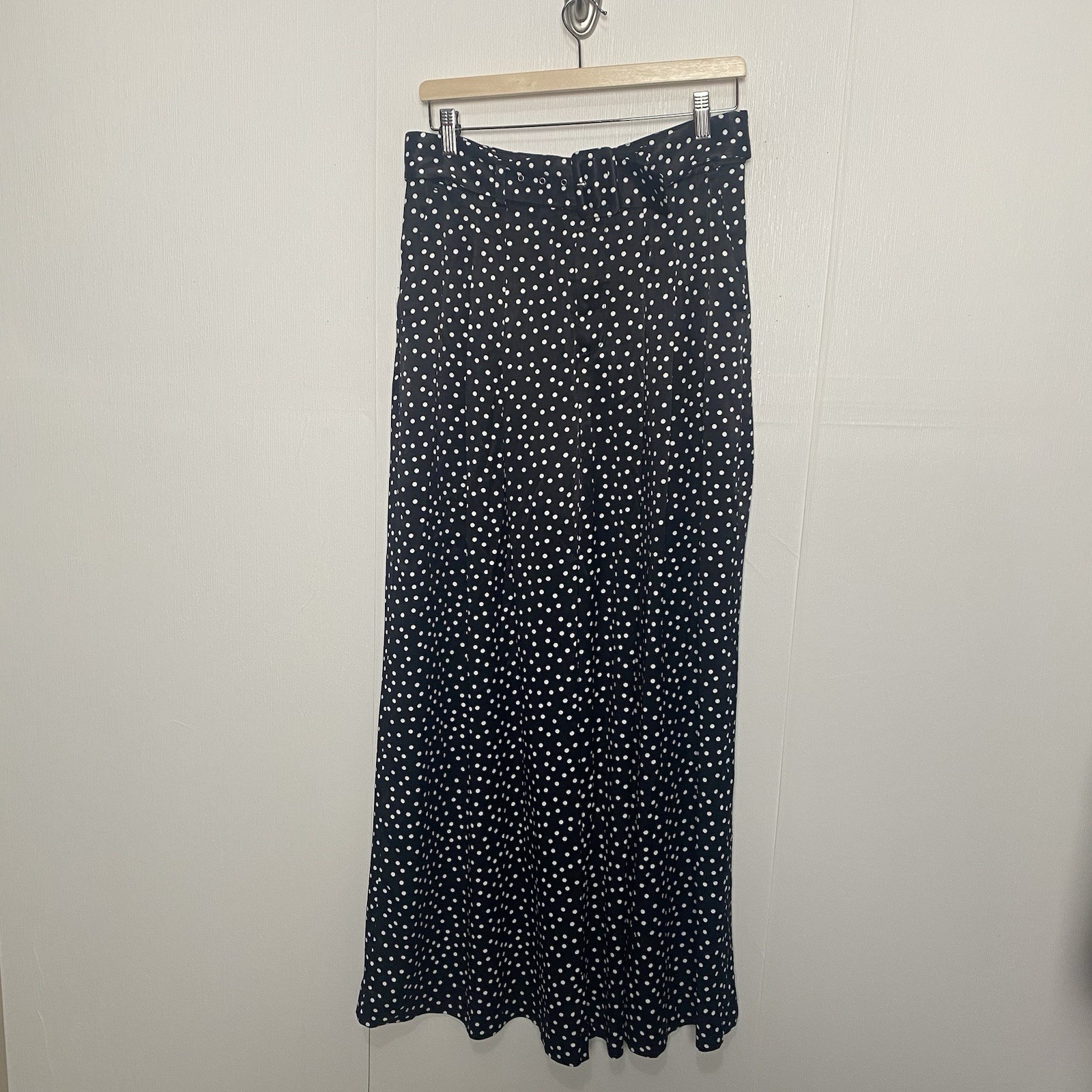 Maeve Anthropologie The Avery Pleated Wide-Leg Trousers Polka Dots Pants Size 6. Maeve Anthropologie The Avery Pleated Wide-Leg Trousers Polka Dots Pants Size 6.