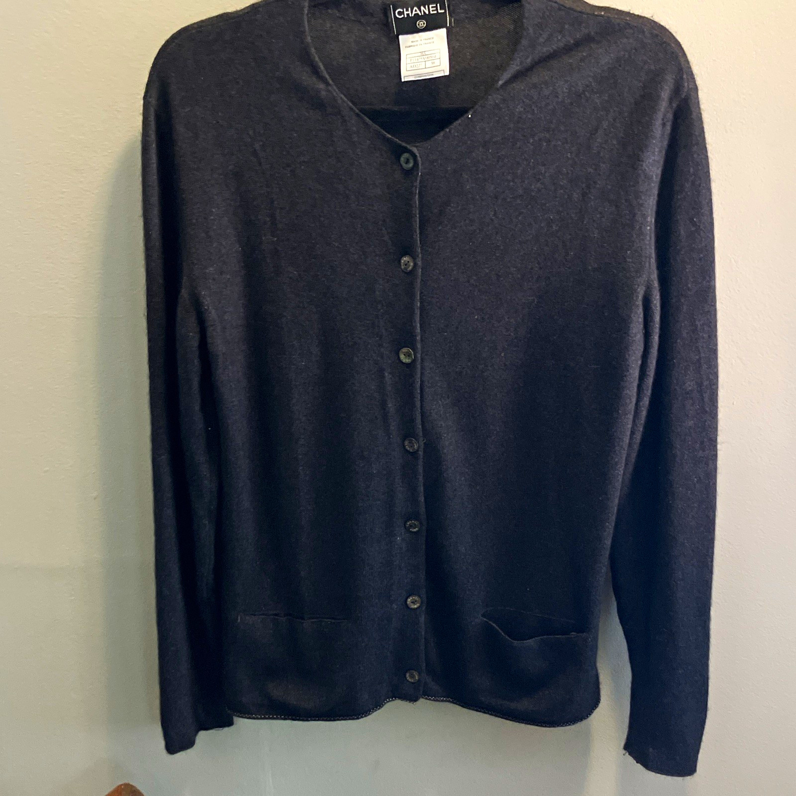 CHANEL Gray Silk Cashmere V-Neck Button Front Cardigan w/ Pockets 38