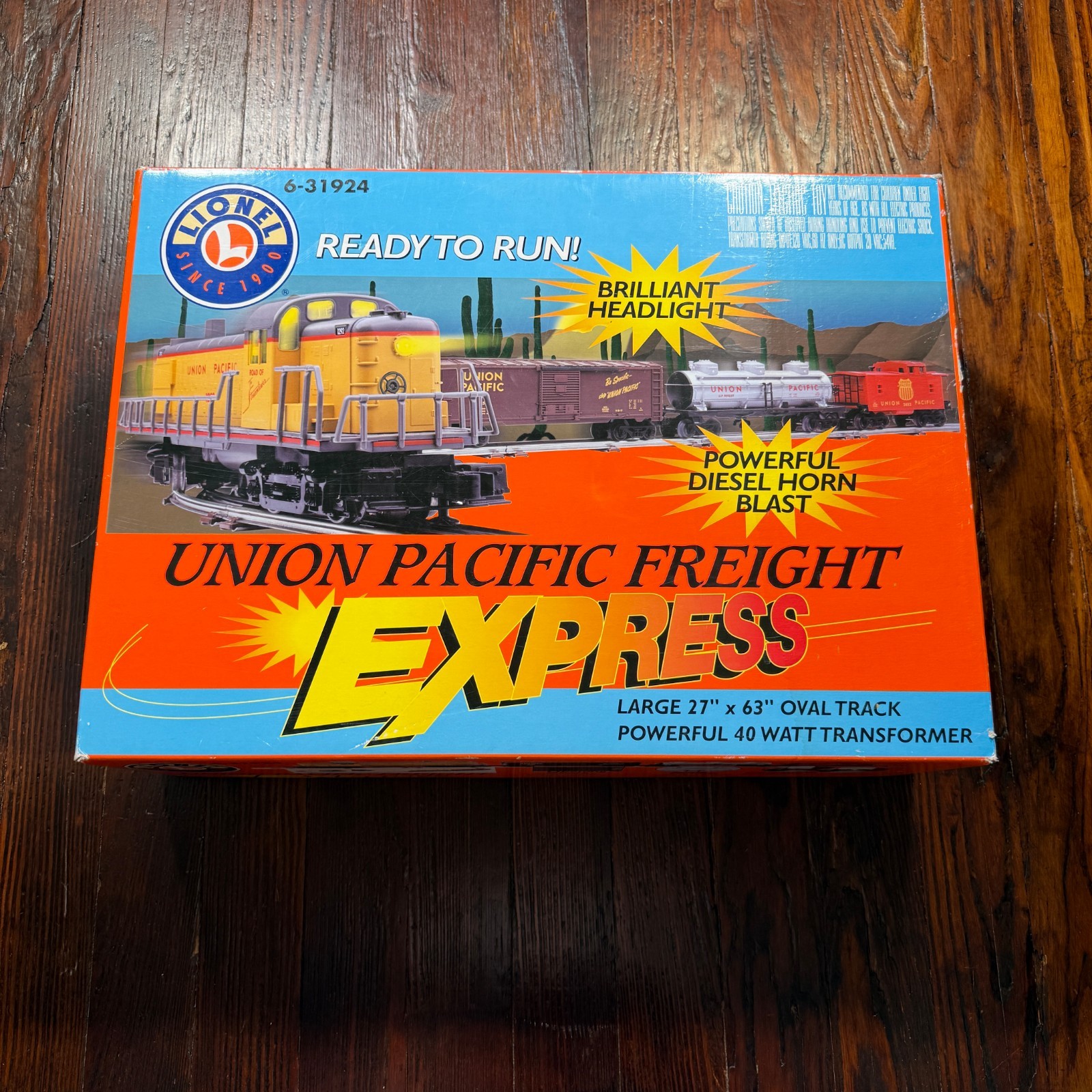 Lionel 6-31924 Union Pacific Freight Express O Gauge Train Set RTR Track 2002 Lionel 6-31924 Union Pacific Freight Express O Gauge Train Set RTR Track 2002