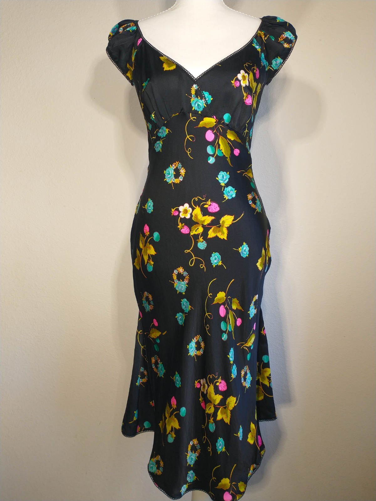 Vtg 90s Betsey Johnson Black Silk Strawberry Fruit Milkmaid Slip Dress 6 Midi