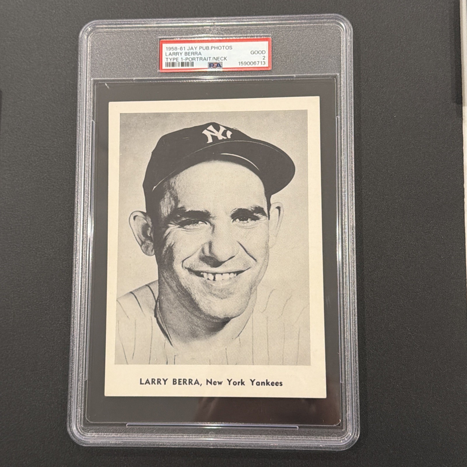 Larry Yogi Berra 1958-61 Jay Publishing Photos Type 1 Portrait/Neck PSA 2 Larry Yogi Berra 1958-61 Jay Publishing Photos Type 1 Portrait/Neck PSA 2