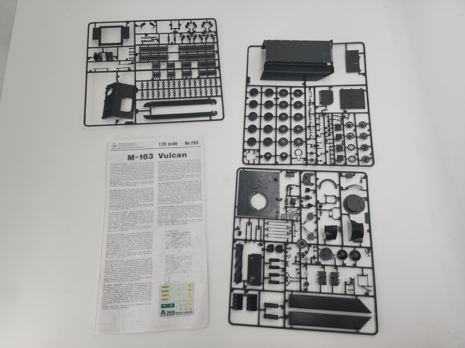 Italeri 1/35 scale M163A1 Vulcan Air Defense System NEW No Box