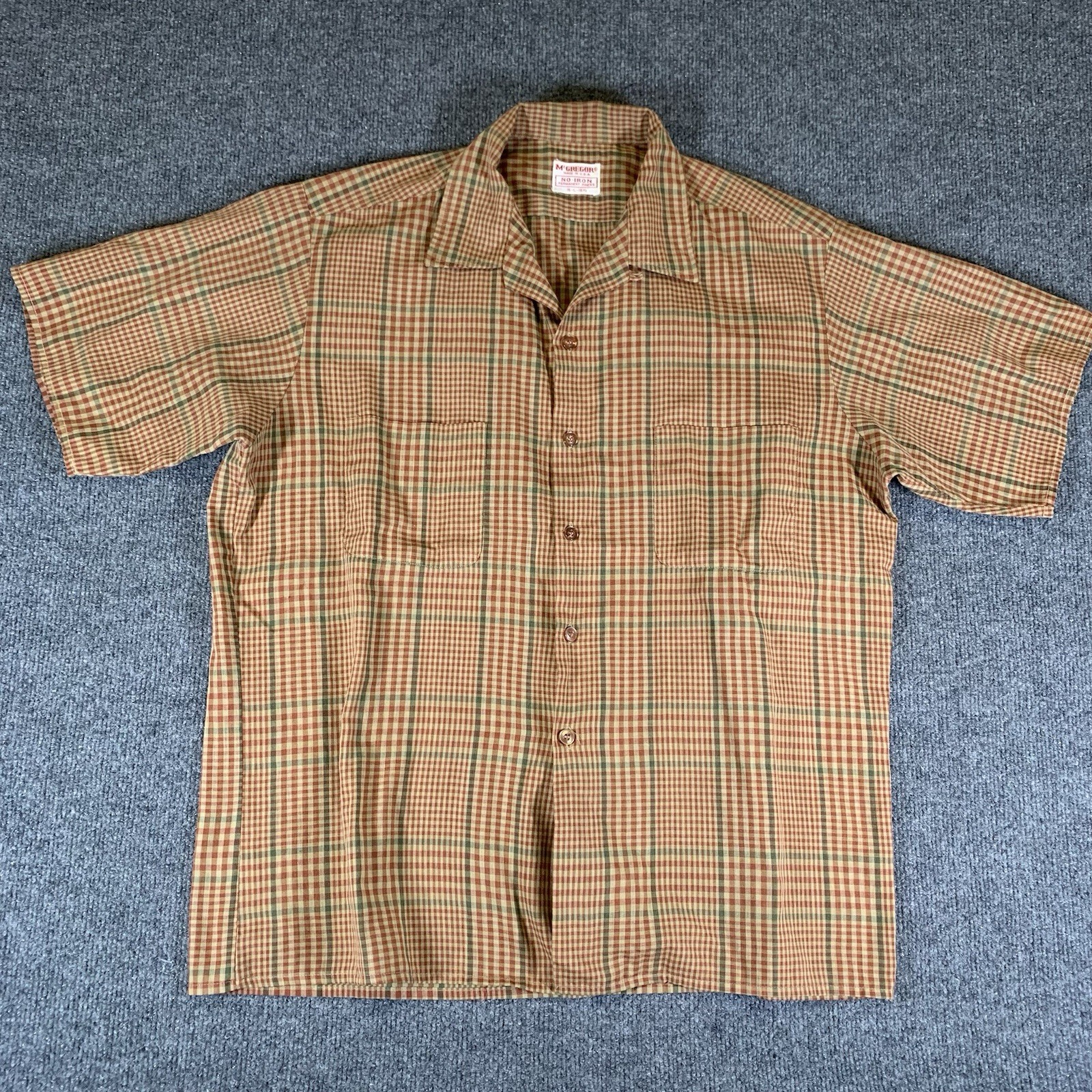 Vintage 50s-60s Large Mcgregor Loop Collar Rocakabilly Camp Collar Shirt. USA Vintage 50s-60s Large Mcgregor Loop Collar Rocakabilly Camp Collar Shirt. USA