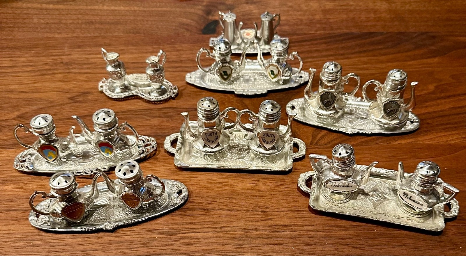 Vtg 60s Silver Plate Mini Tea Pots Trays States Souvenir Salt & Pepper Lot Japan Vtg 60s Silver Plate Mini Tea Pots Trays States Souvenir Salt & Pepper Lot Japan