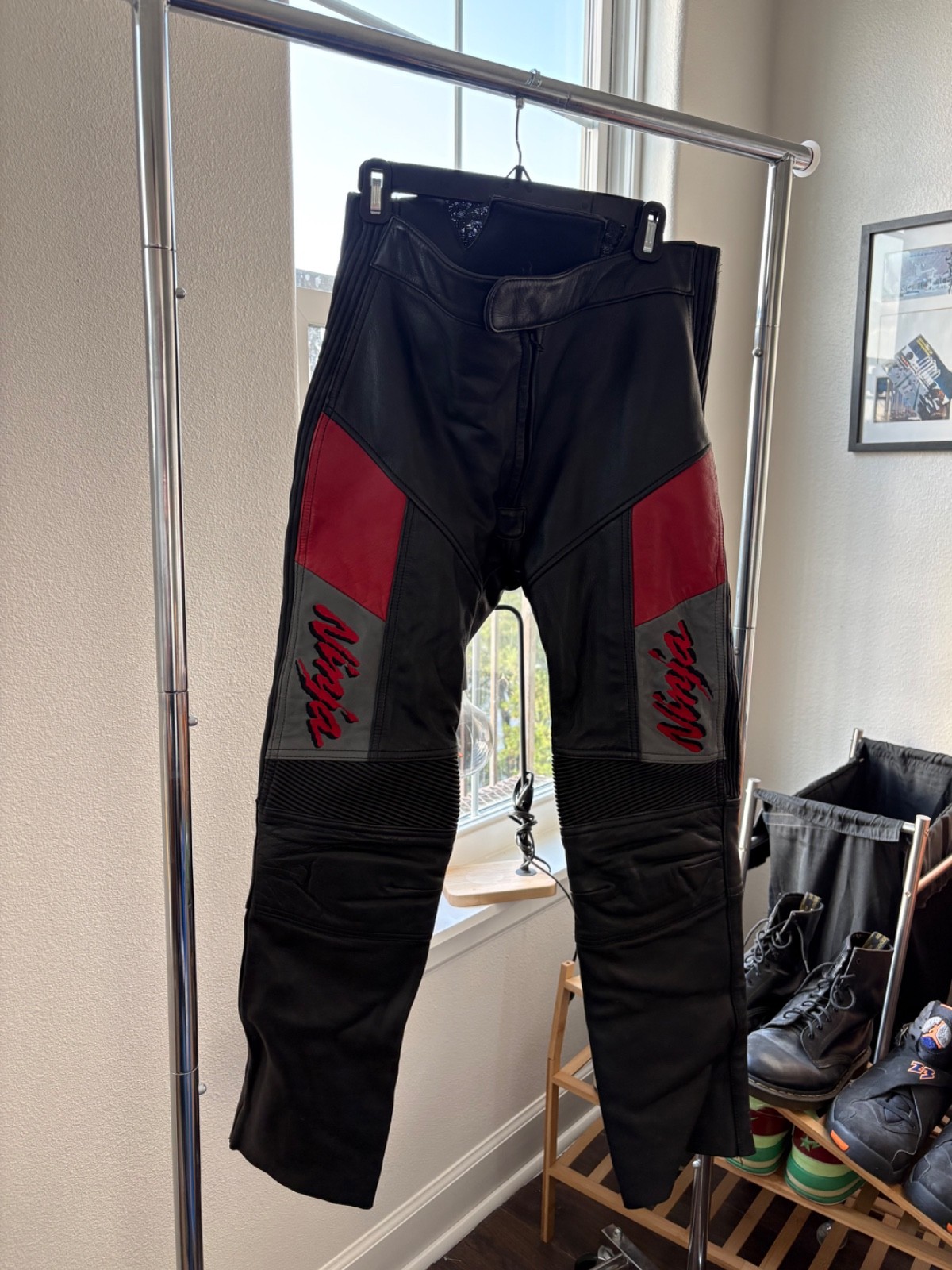 Vintage Leather Kawasaki Ninja Hein-Gericke Motorcycle Pants Black Red Sz 30-32 Vintage Leather Kawasaki Ninja Hein-Gericke Motorcycle Pants Black Red Sz 30-32