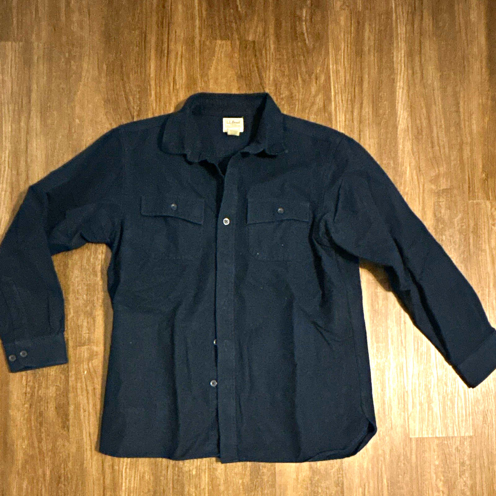 L.L.Bean Men\'s L Regular Traditional Fit Solid Navy Cotton Long Sleeve Chamois