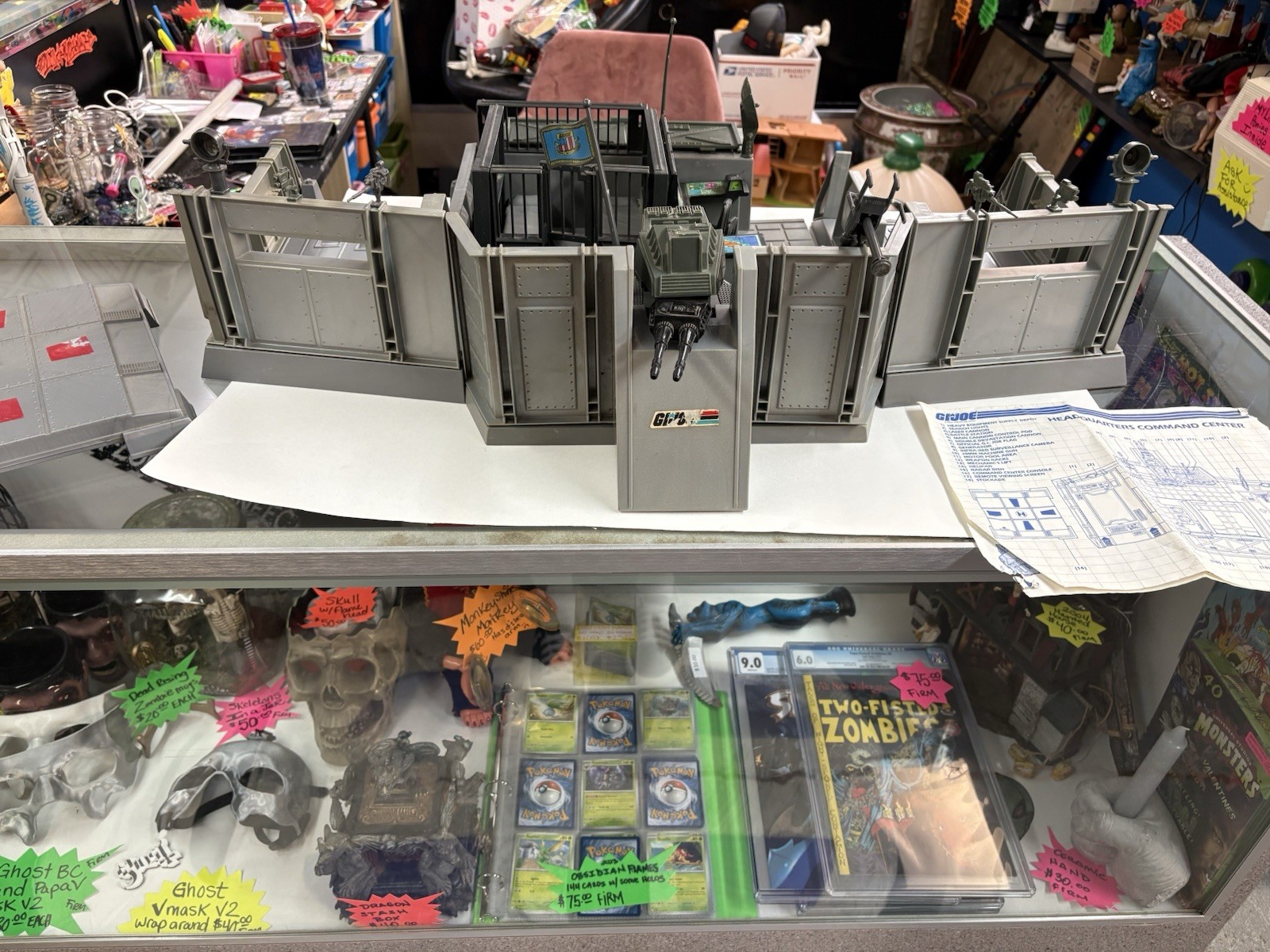 Hasbro GI JOE Vintage 1983 HEADQUARTERS COMMAND CENTER (1:18 Scale) COMPLETE