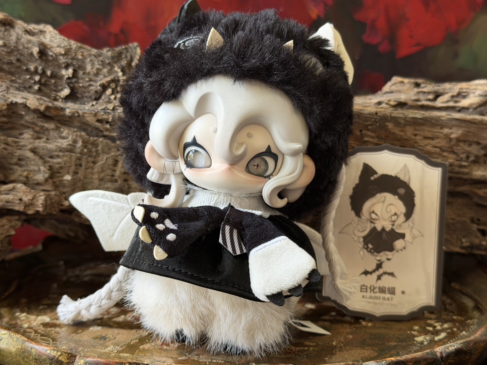 TopToy Moonin The Shrouded Night ALBINO BAT *US Seller Fast Shipping 