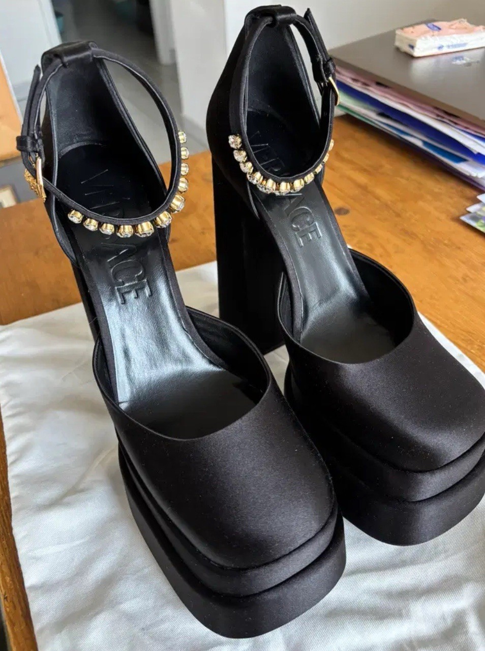 Versace Dècollettè Medusa Aevitas 36.5