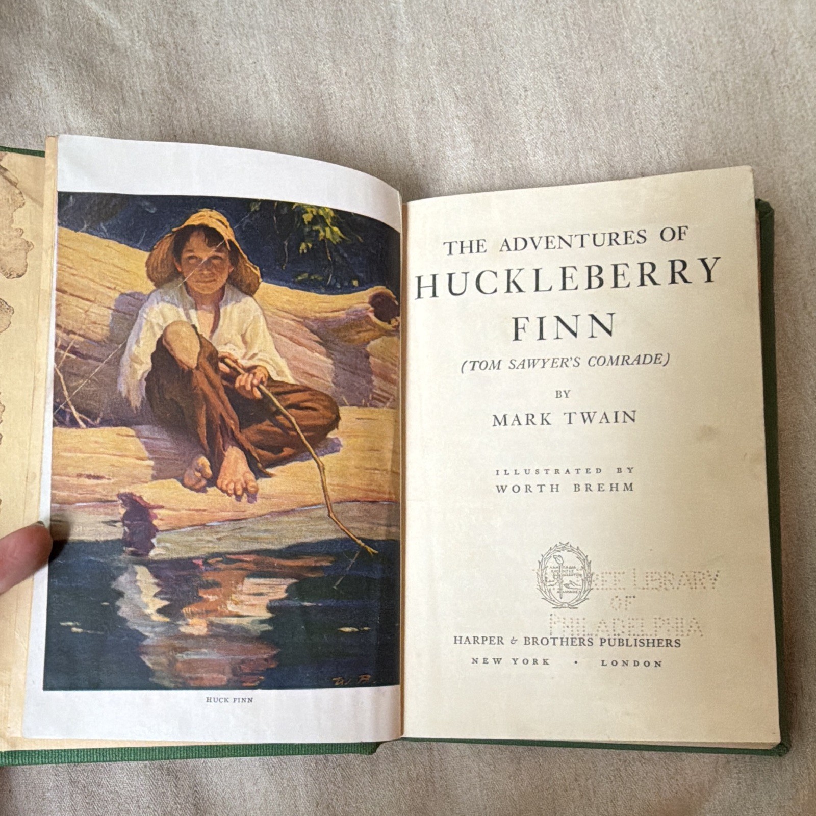 1923 “The Adventures of Huckleberry Finn” Mark Twain Hardcover