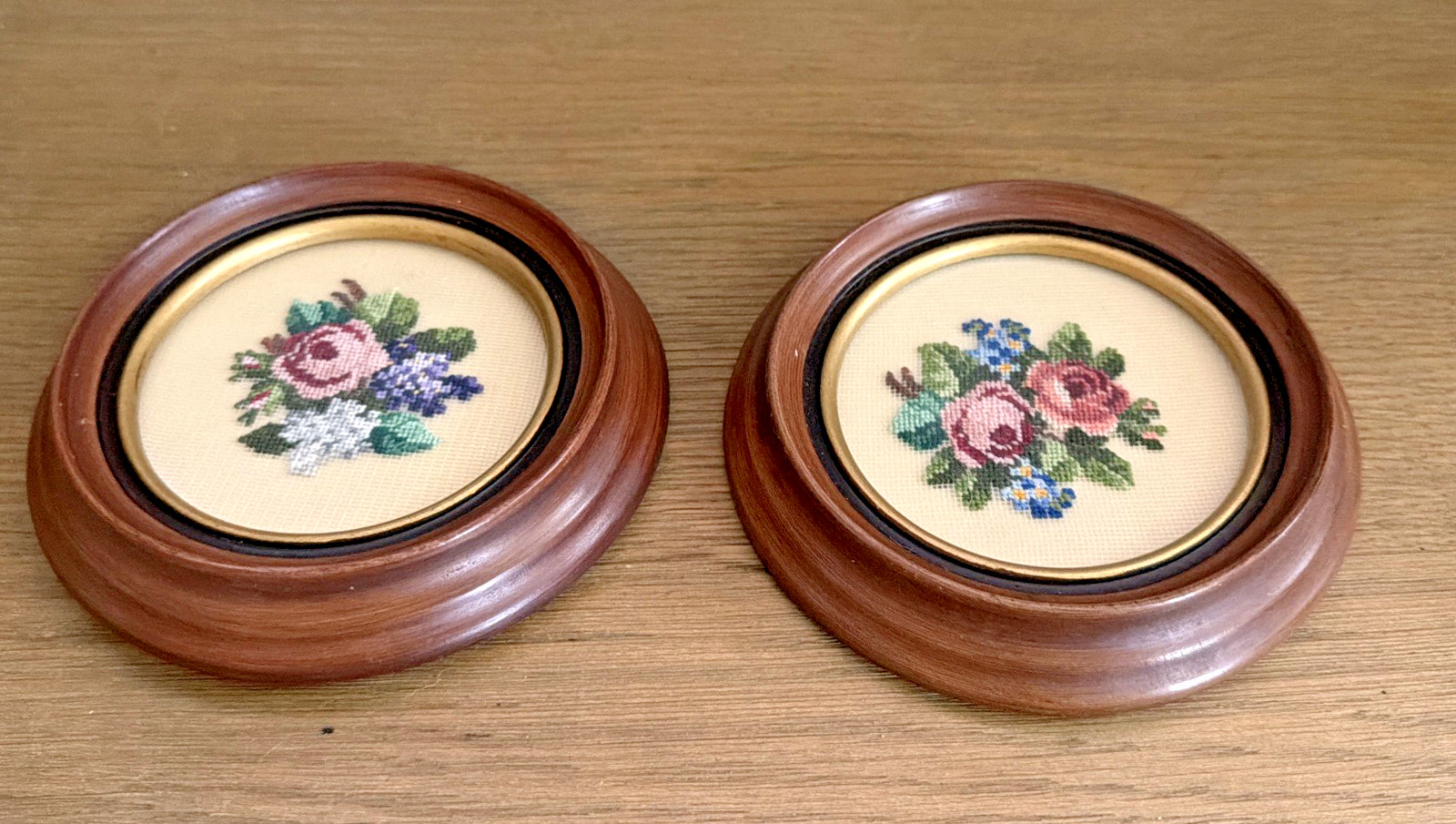 A Pair of Vtg  Needlepoint Florals in Round Wood Frames Beautifully Done 5.5x5.5