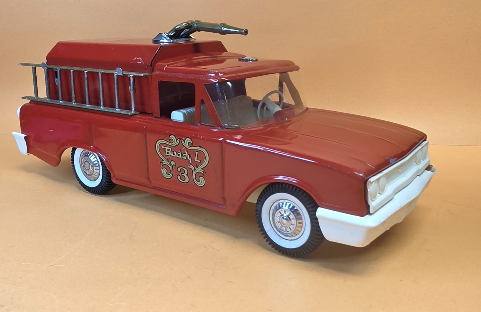 Vintage 1960\'s BUDDY L Fire Department Car 1963 FORD Station Wagon TOY Pumper