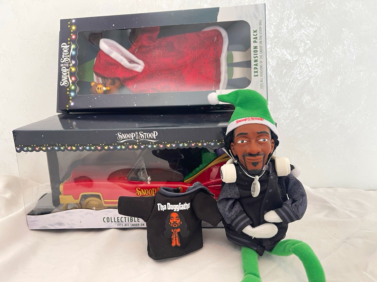 Snoop on the Stoop Snoop Bundle - Snoop, Outfit Expansions, Rare Vinyl Sleigh