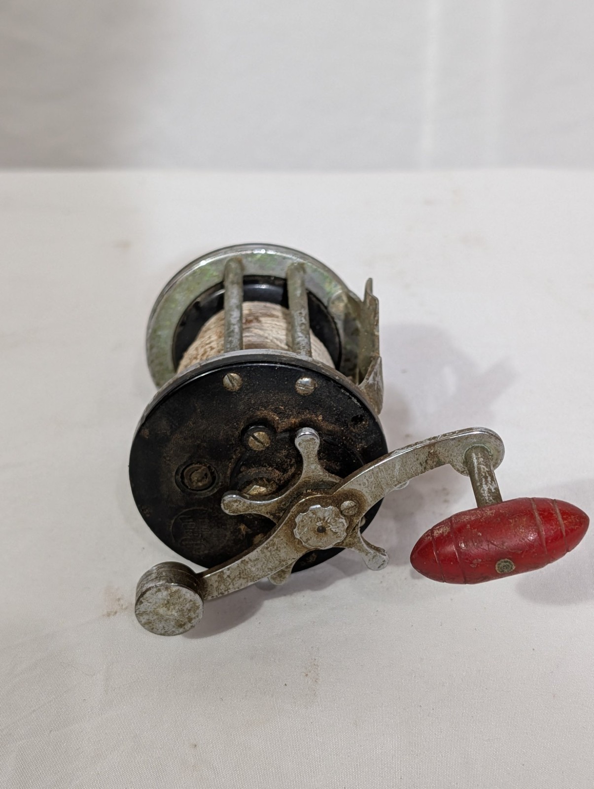 Penn Vintage Conventional Star Drag Reel Bakelite Plates Red Torpedo Knob 1930s-