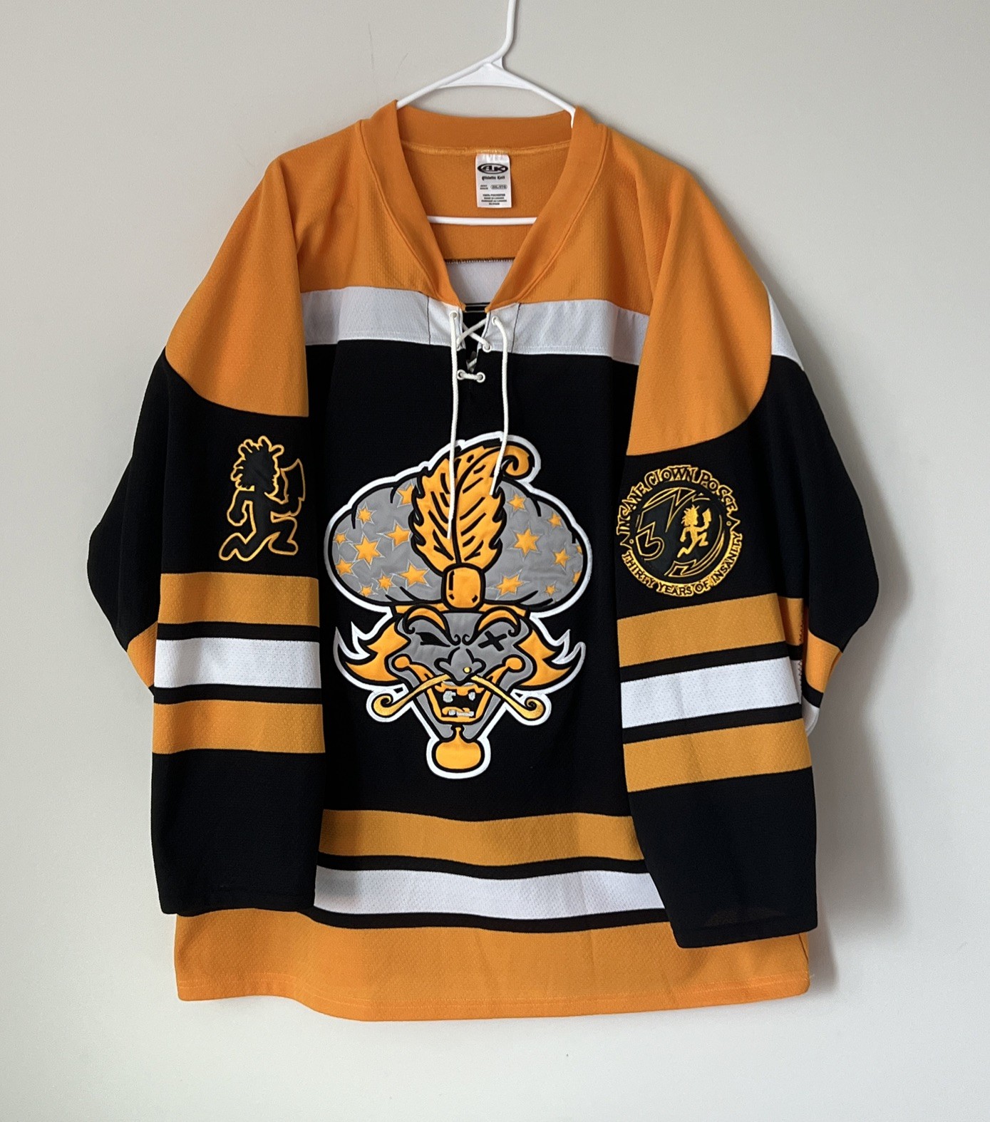 Insane Clown Posse Gold The Great Milenko 2X Hockey Jersey ICP Hatchetman XXL Insane Clown Posse Gold The Great Milenko 2X Hockey Jersey ICP Hatchetman XXL