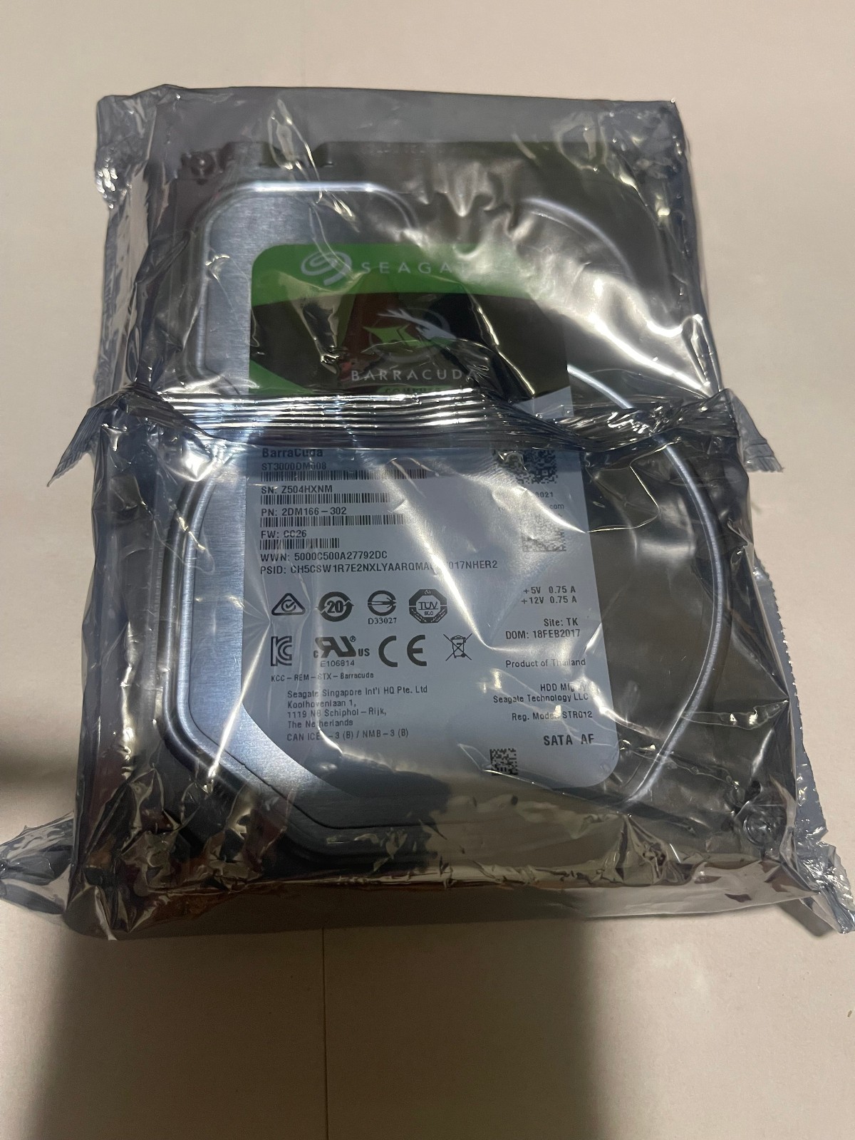 Seagate BarraCuda ST3000DM008 3TB Internal SATA 6Gb 3.5\ Seagate BarraCuda ST3000DM008 3TB Internal SATA 6Gb 3.5\