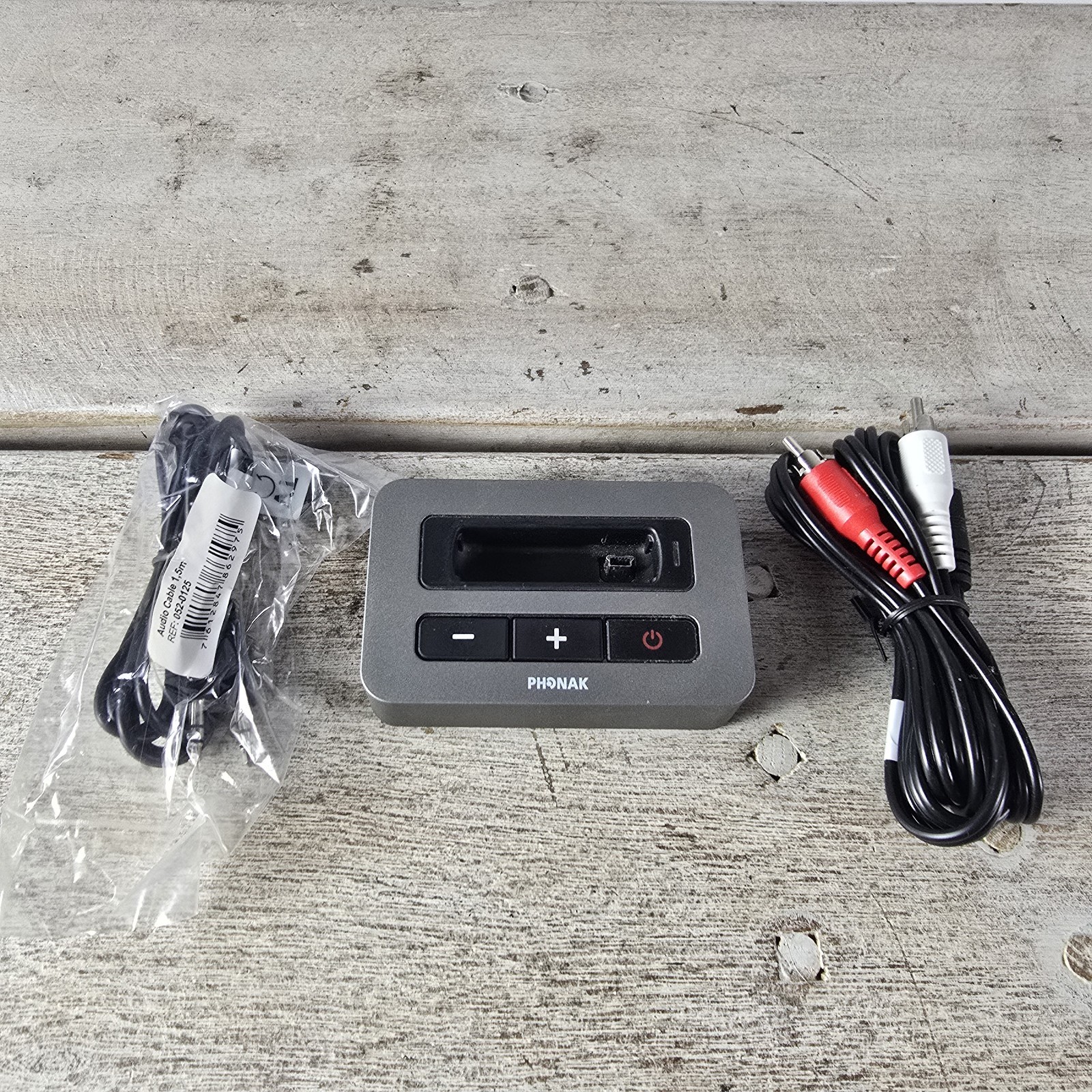 Phonak TVLink Base Station TV Link W/ Cables NO POWER ADAPTER Tested Phonak TVLink Base Station TV Link W/ Cables NO POWER ADAPTER Tested