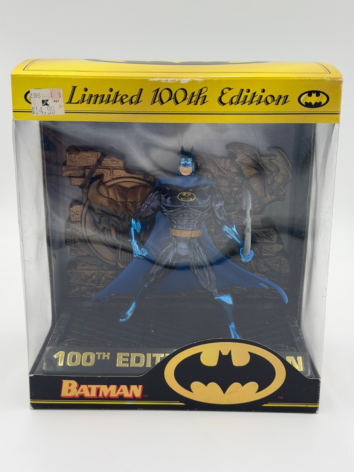 KENNER LIMITED 100TH EDITION BATMAN ACTION FIGURE 1996 VINTAGE COMIC ANNIVERSARY KENNER LIMITED 100TH EDITION BATMAN ACTION FIGURE 1996 VINTAGE COMIC ANNIVERSARY