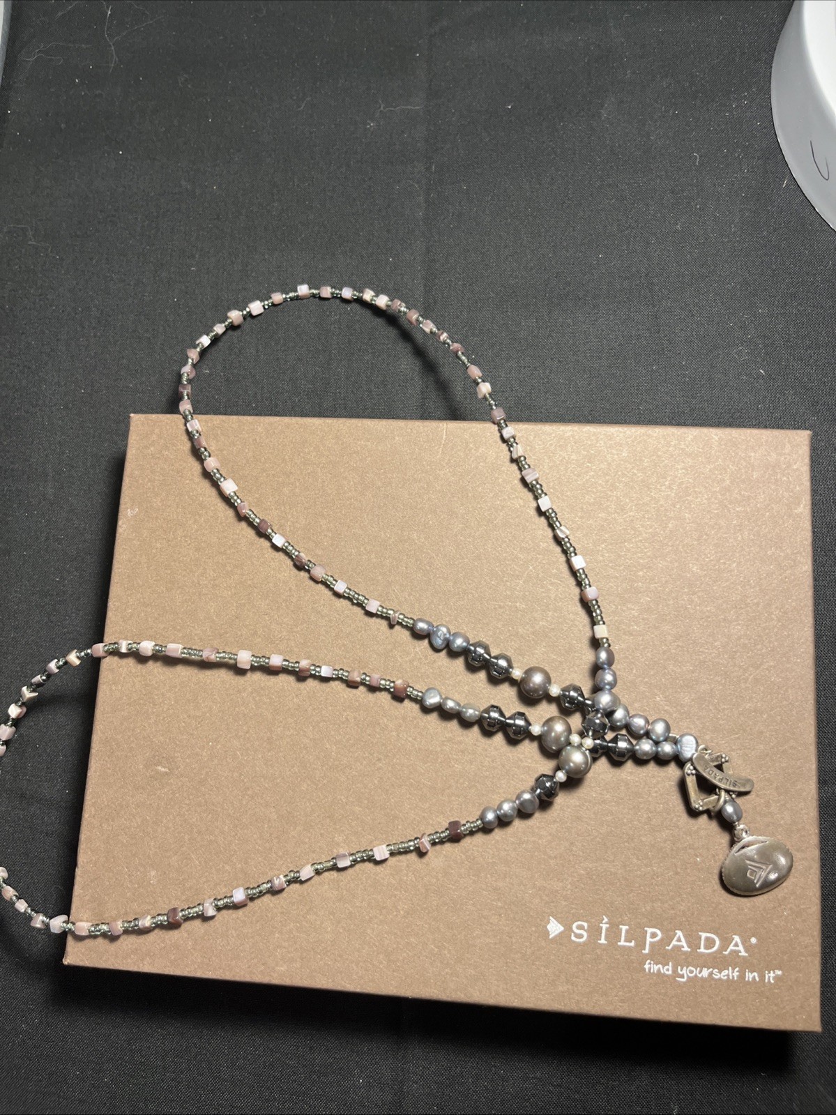 Vin. Silpada Shell Hematite Pearl Necklace N1784 Sterling Silver Toggle Clasp Vin. Silpada Shell Hematite Pearl Necklace N1784 Sterling Silver Toggle Clasp