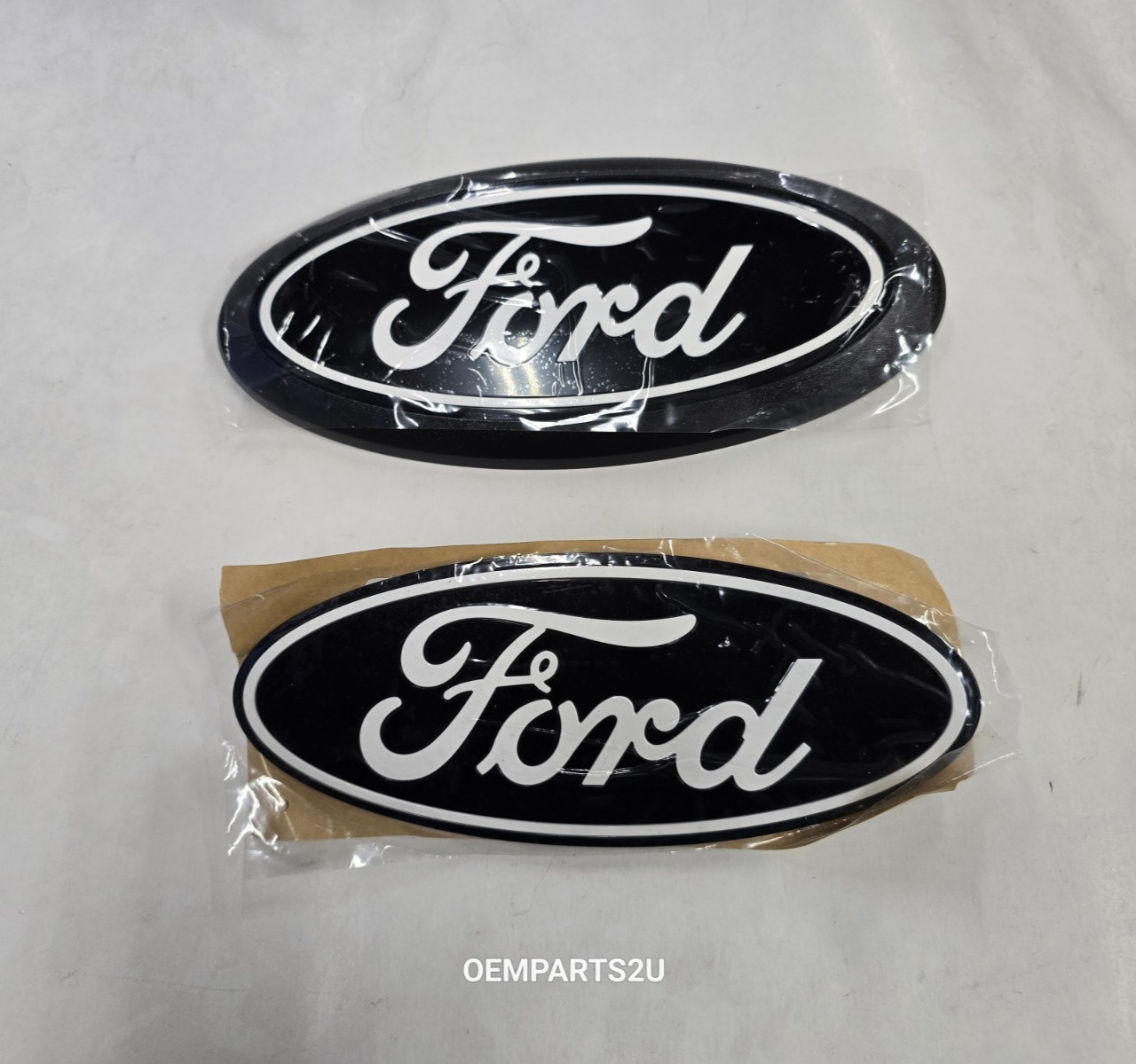 New 2024-2026 F-150 Ford Performance Black Emblem Kit w/o Camera (BROKEN CLIP)
