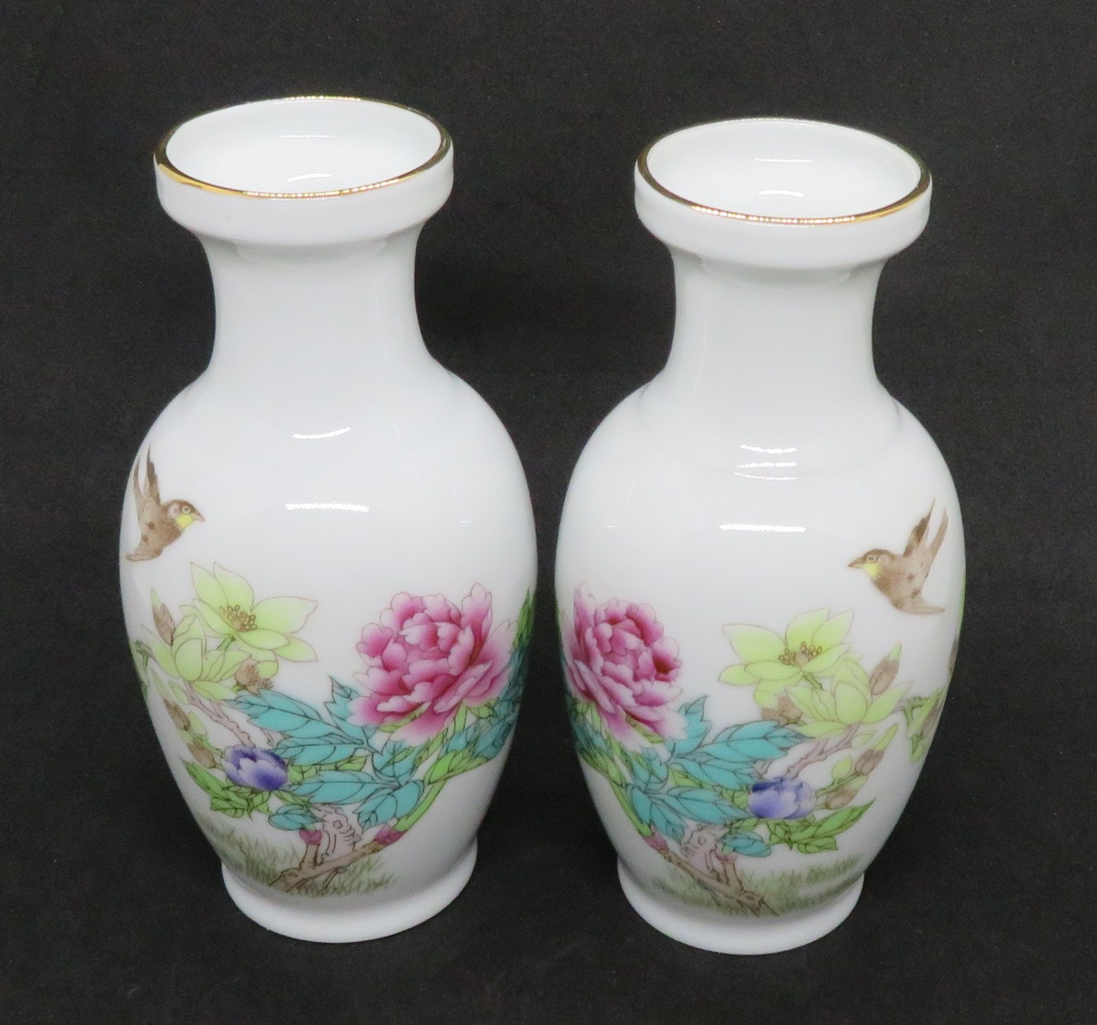 Chinese Cantonese vintage Art Deco oriental antique pair of vases