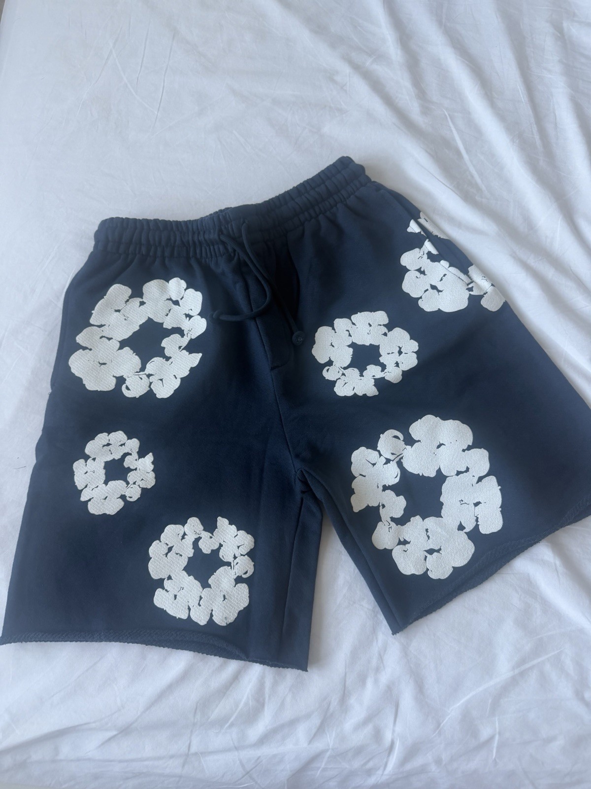 Authentic Denim Tears Navy Shorts Size Small Shop Display Piece New Unworn Authentic Denim Tears Navy Shorts Size Small Shop Display Piece New Unworn