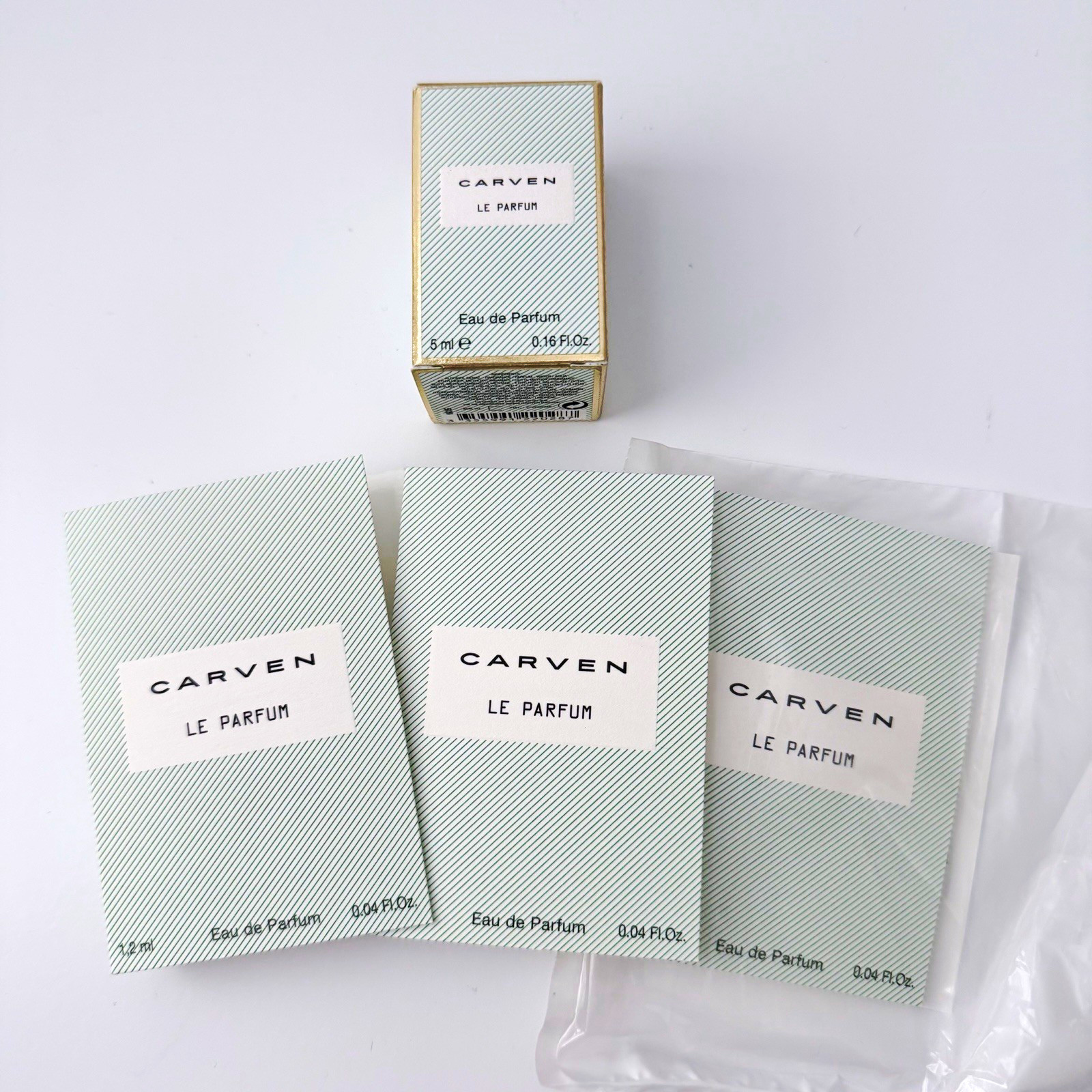 Carven Le Parfum Eau De Parfum mini bottle 0.16 fl oz/5 ml and sample sprays