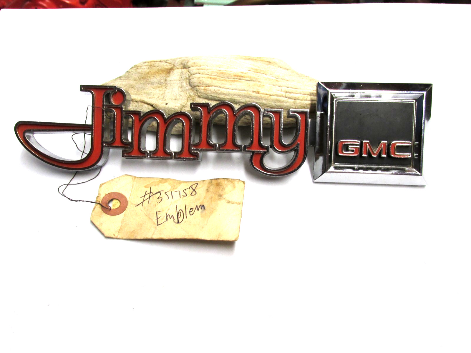 NOS GMC JIMMY EMBLEM 1975 - 1980