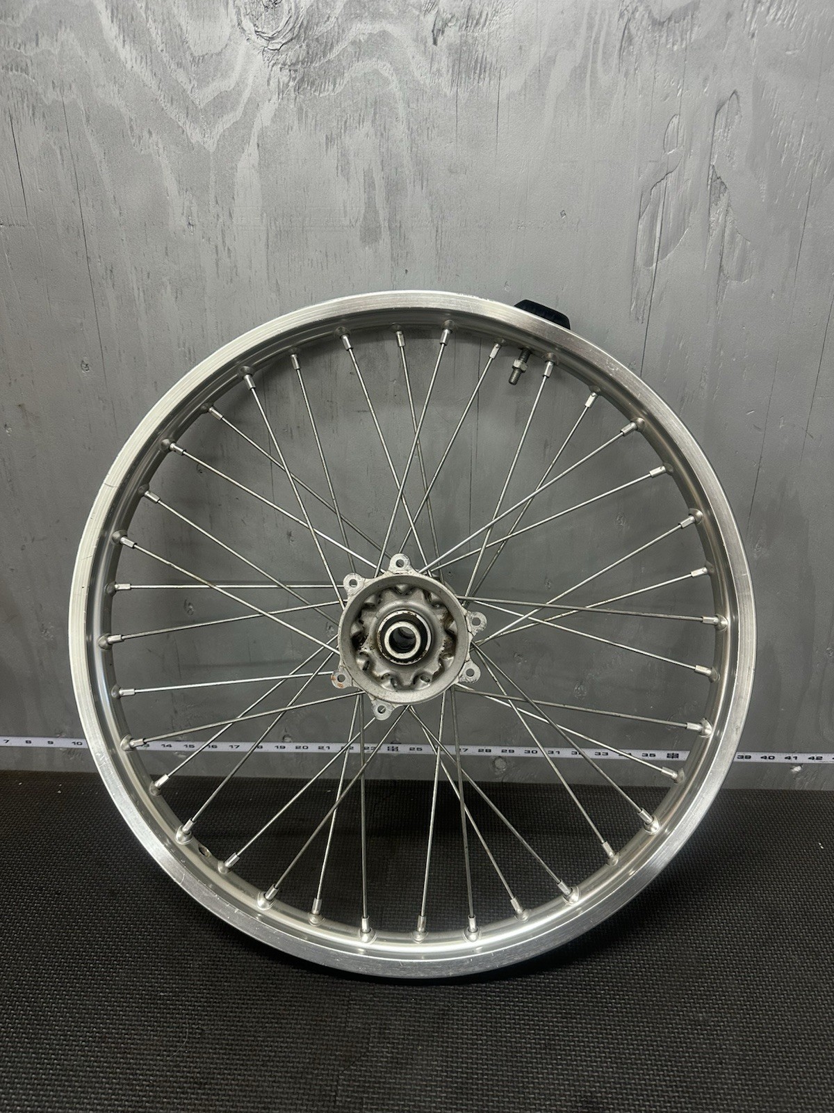 2018 Honda CRF250R CRF450R OEM D.i.d Front Wheel Rim Hub 44650-Mke-A60