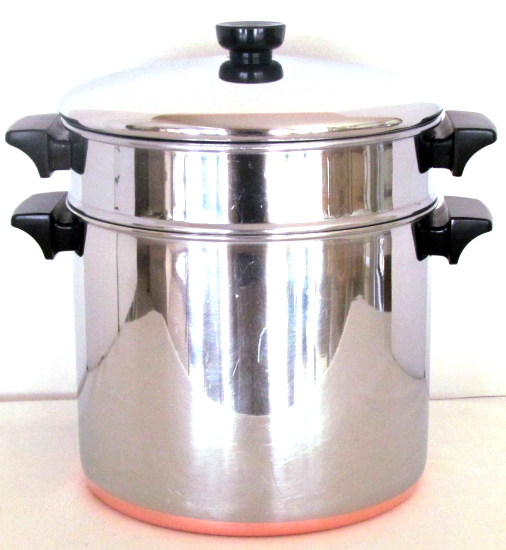 VINTAGE REVERE WARE 8QT STOCK POT WITH LARGE STEAMER INSERT AND LID VINTAGE REVERE WARE 8QT STOCK POT WITH LARGE STEAMER INSERT AND LID