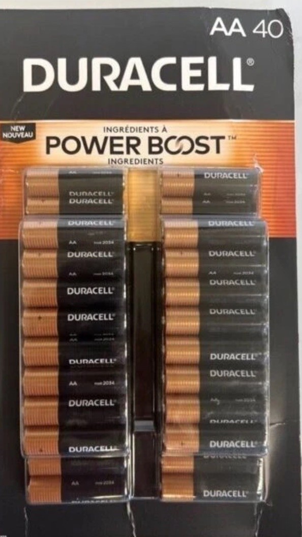 Pack of 80 Duracell Coppertop Alkaline AA Batteries PowerBoost NEVER USED (2x40) Pack of 80 Duracell Coppertop Alkaline AA Batteries PowerBoost NEVER USED (2x40)