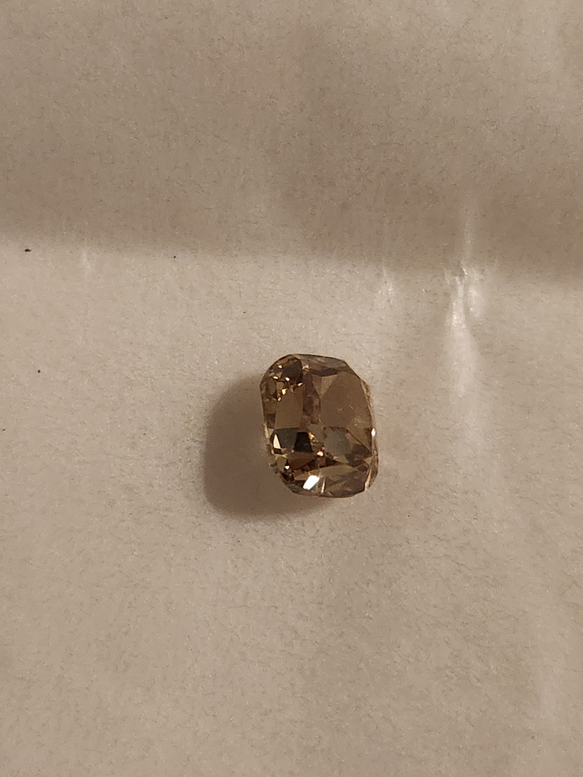 Cognac/ Champagne GIA cert 1ct+ Cushion Cut FANCY Natural Diamond VS1 Clarity Cognac/ Champagne GIA cert 1ct+ Cushion Cut FANCY Natural Diamond VS1 Clarity