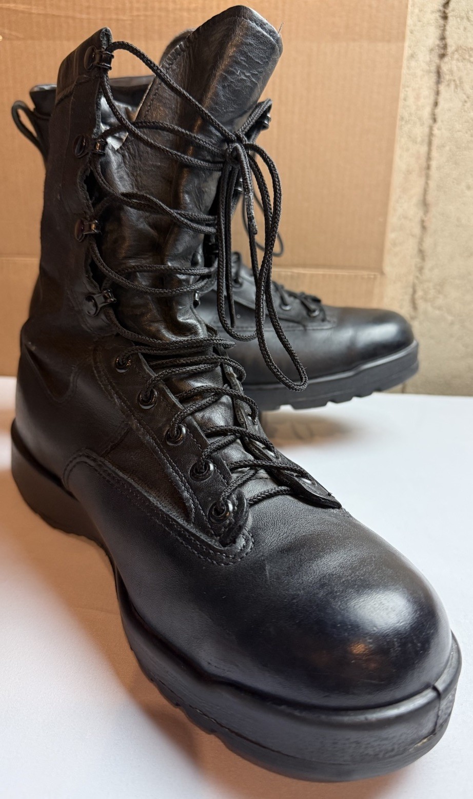 Belleville Boots 700V Mens 11 R Black Gore-Tex Vibram Combat Military USA