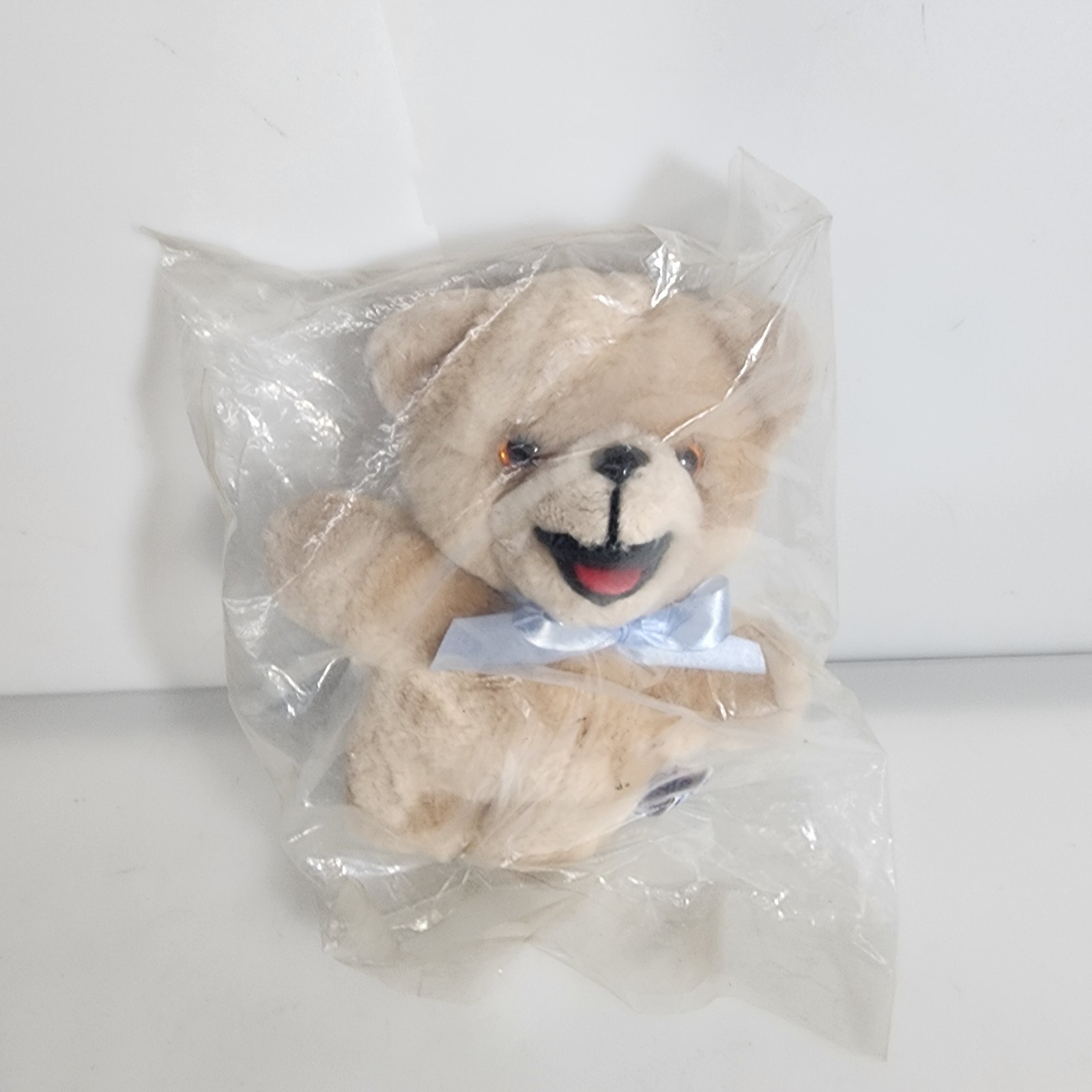 Vintage Russ Berrie Snuggles Bear 1980s Promo Detergent Bear Plush 6\
