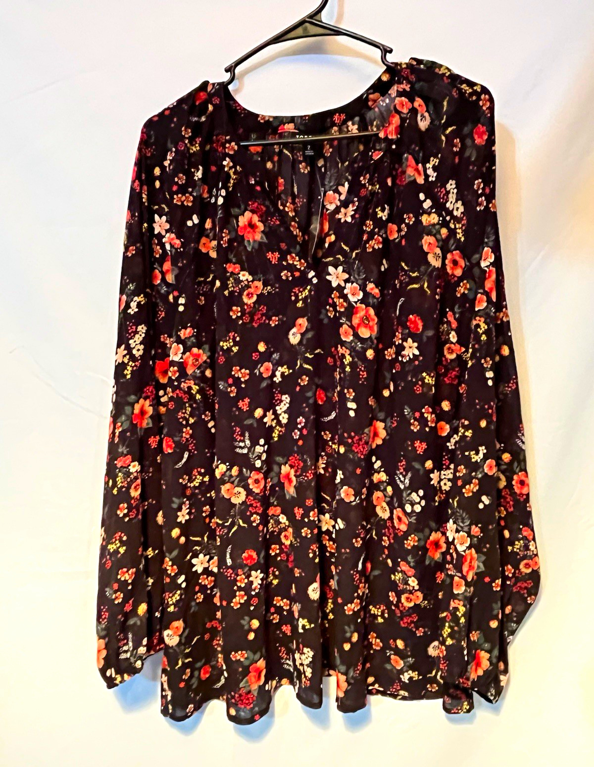 Torrid Women\'s Plus 2X Black Multicolor Floral Chiffon V-Neck Blouse Pullover