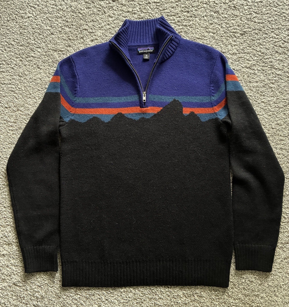 Patagonia Fitz Roy Merino Wool Mountain Design  1/4 Zip Sweater Men’s XS