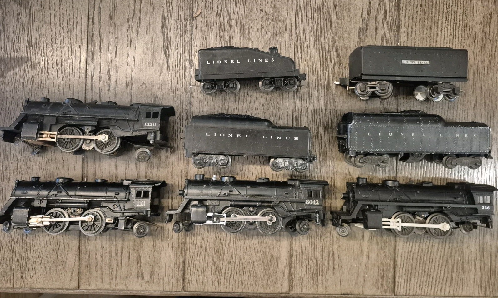 Vintage LIONEL O Gauge Lot 1110 1101 8042 246 Locomotive Scout Tender Vintage LIONEL O Gauge Lot 1110 1101 8042 246 Locomotive Scout Tender