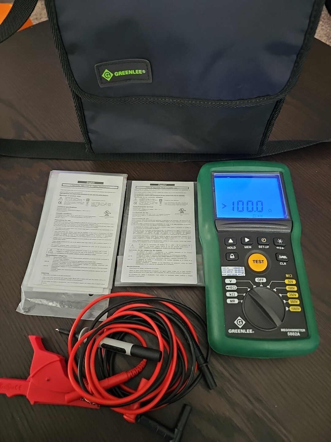 Greenlee 5882A 1kV Megohmmeter/Insulation Tester In Good Working Condition Greenlee 5882A 1kV Megohmmeter/Insulation Tester In Good Working Condition