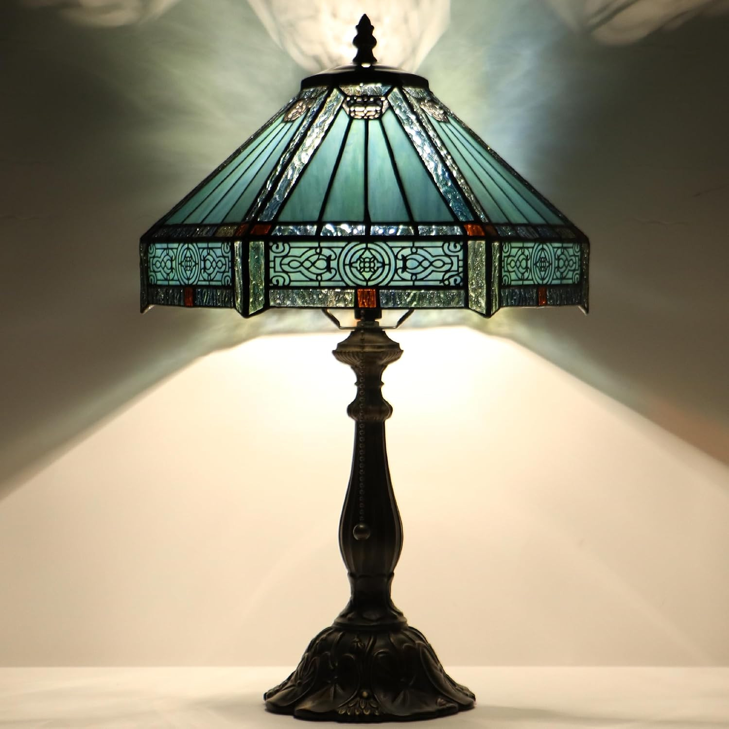 Tiffany Lamp Stained Glass Table Lamp Bedside Reading Light W12H19 Inches (Missi