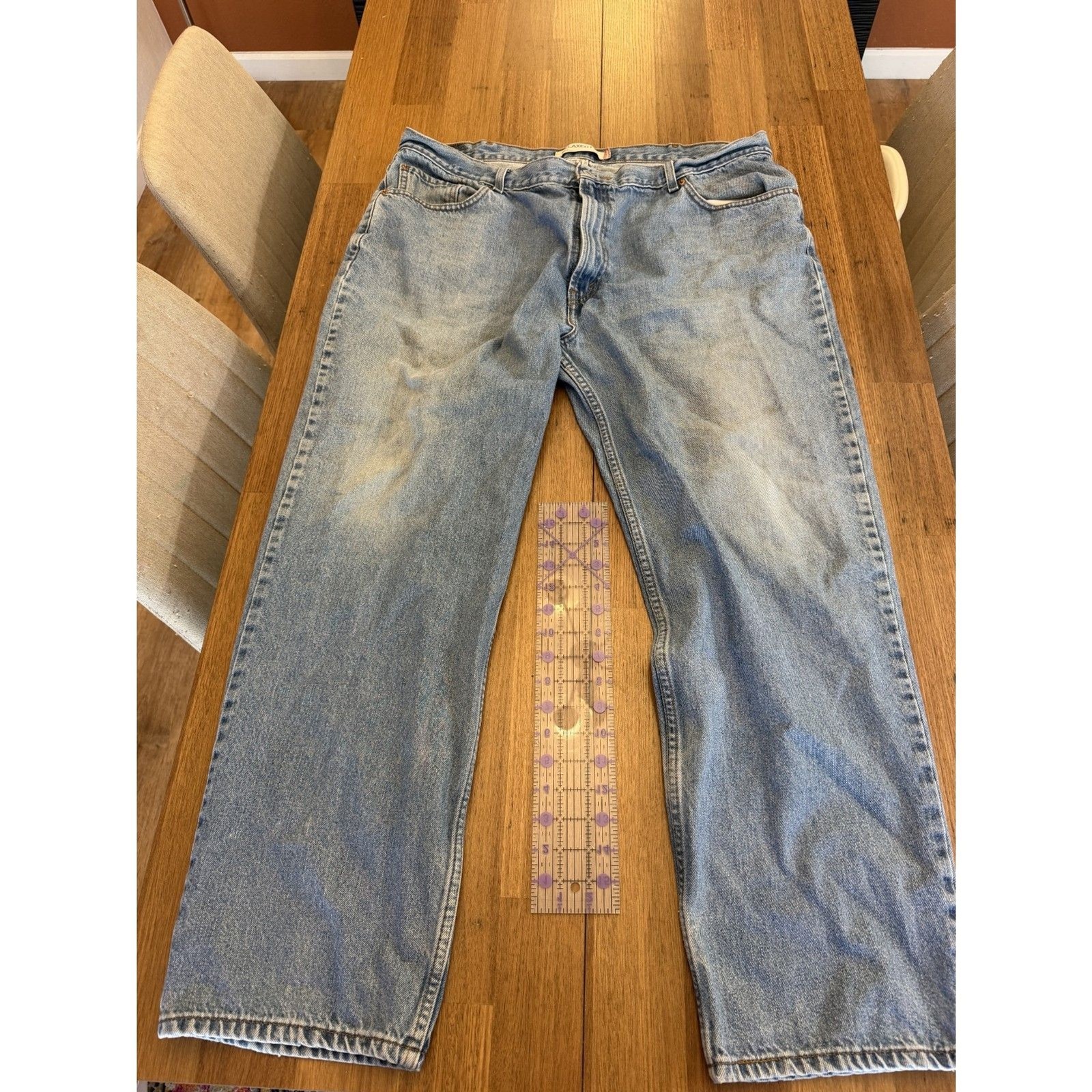 Levi\'s 550 Relaxed Fit Tapered Leg Jeans - Medium Wash Denim (44 x 32)