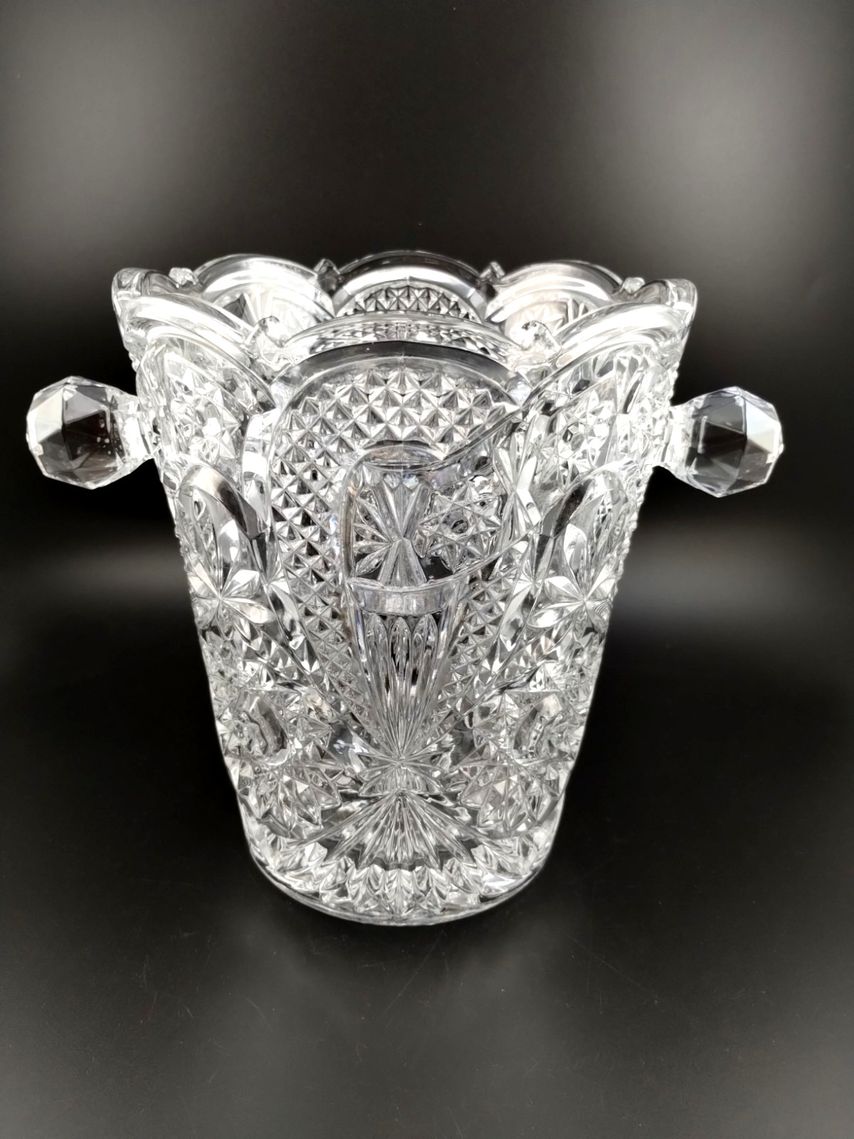 CUT LEAD CRYSTAL~Ice Bucket~Wine Chiller~8.5\