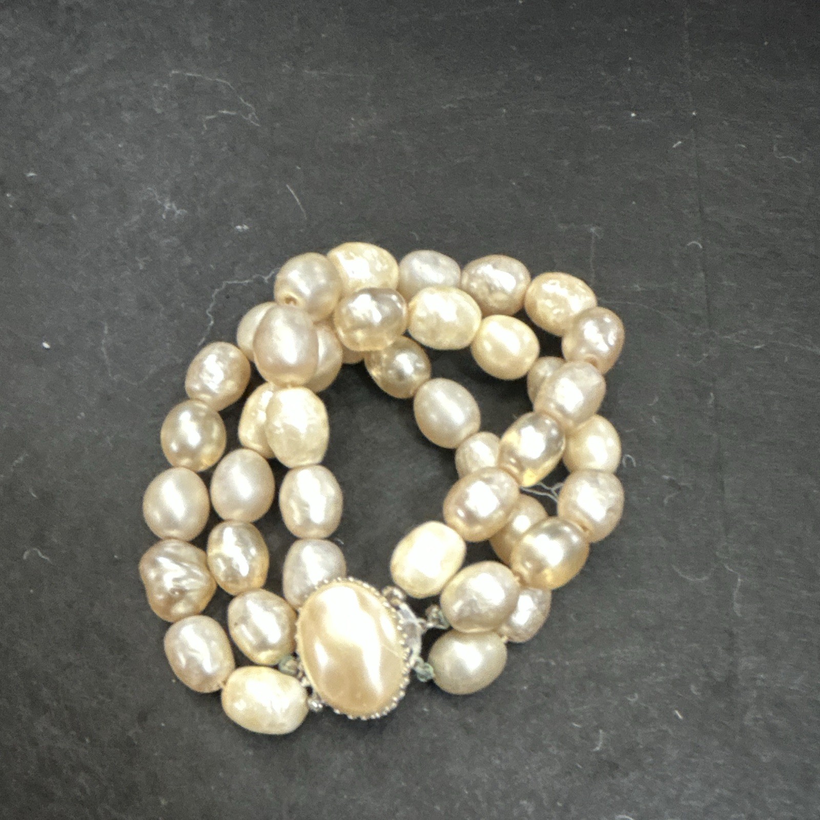 Vintage Pearls Bracelet