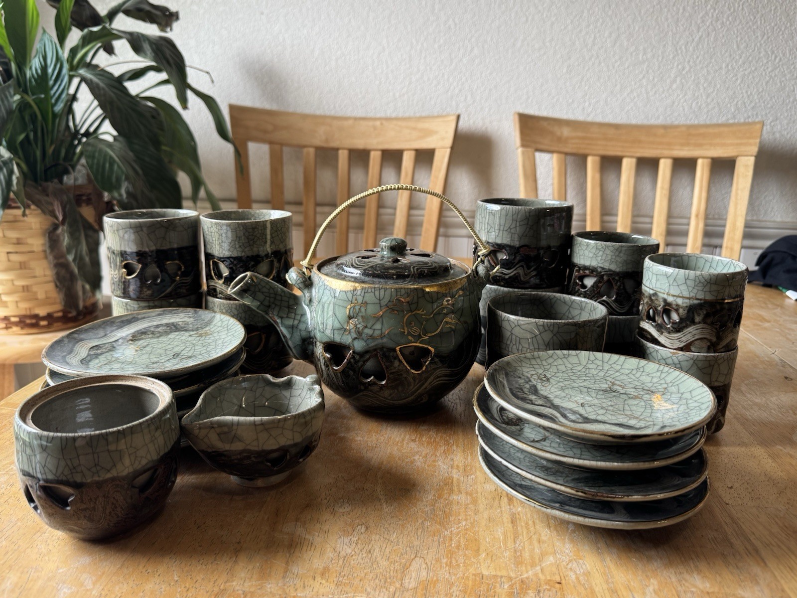 Vintage Otagiri Soma Ware Somayaki Crackle Glaze 22 Peice Tea Set Vintage Otagiri Soma Ware Somayaki Crackle Glaze 22 Peice Tea Set